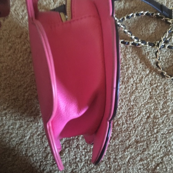 Betsey flower purse - Picture 3 of 6